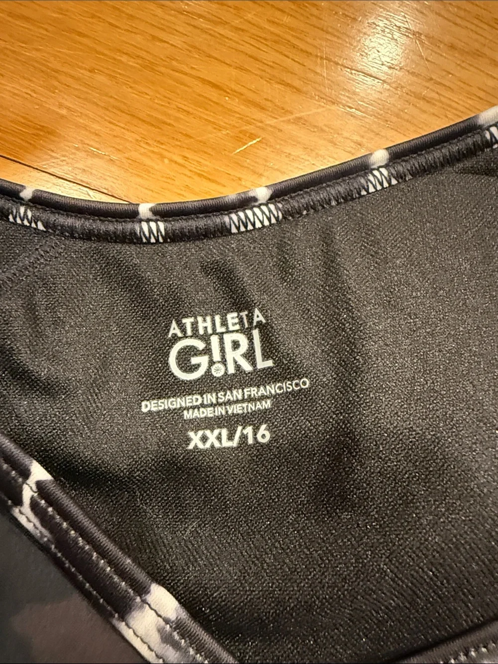 Athleta Girl camo tank top size XXLARGE. (16).